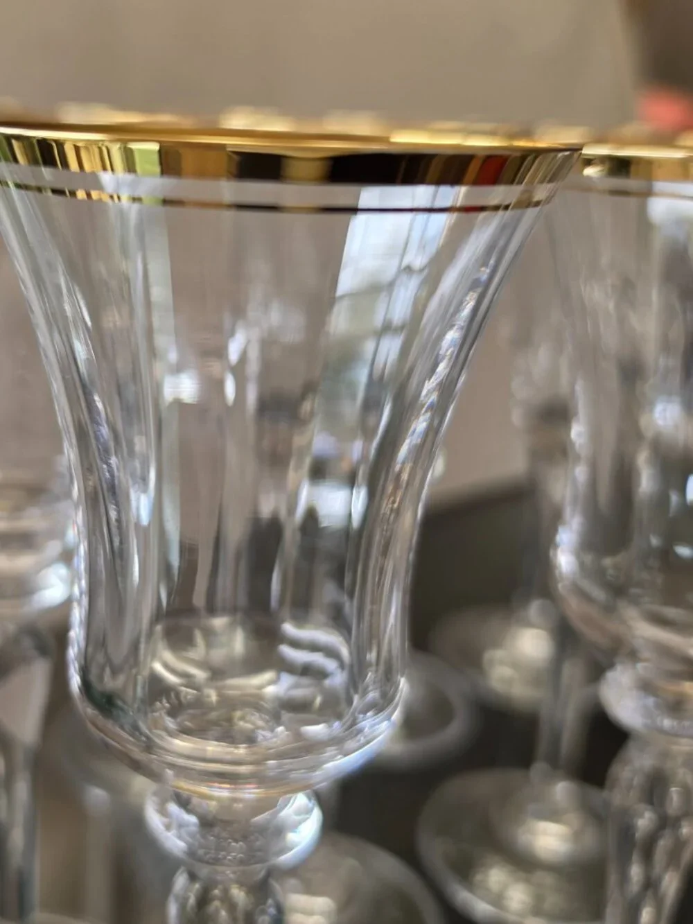 Mikasa Jamestown Crystal Gold Trim Blown Glass (Austria) D/C 12 wine glasses